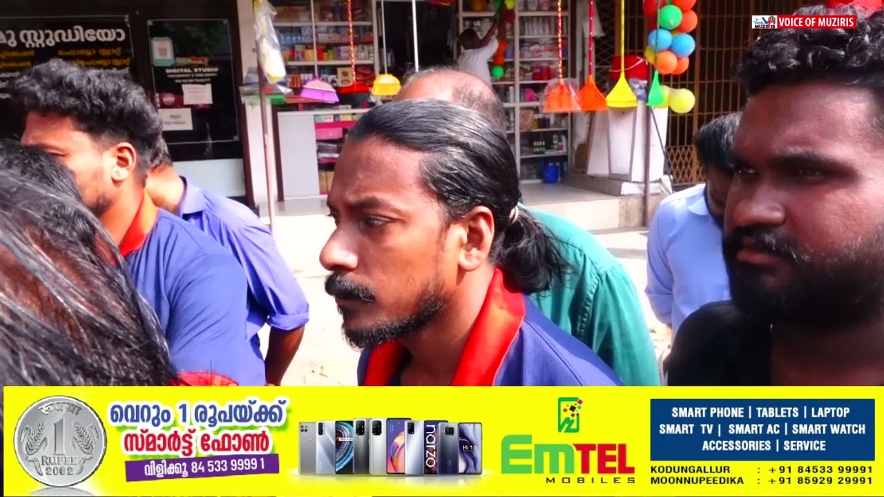 ഡിവൈഎഫ്ഐ എടവിലങ്ങ് മേഖലാ കമ്മിറ്റി എടവിലങ്ങ് ചന്തയിൽ ദാഹജലപ്പന്തൽ ഒരുക്കി