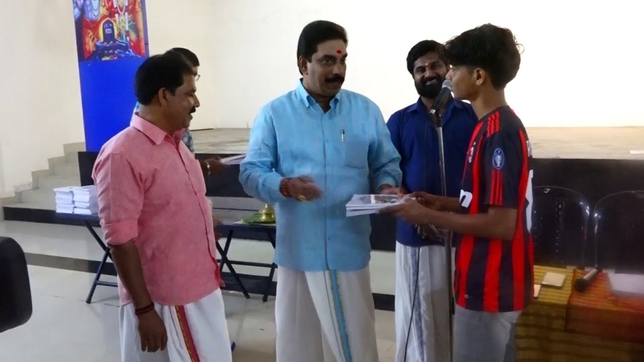 ബിജെപി ഇരുപത്തിയൊന്നാം വാർഡ് വികസന സമിതി 1 മുതൽ +2 വരെ പഠിക്കുന്ന വിദ്യാർത്ഥികൾക്ക് പുസ്തകവിതരണവും അംഗൻവാടി കുട്ടികൾക്കുള്ള കുട വിതരണവും ലഹരി വിരുദ്ധ ബോധവൽക്കരണ ക്ലാസും നടത്തി