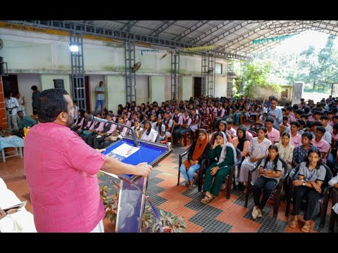 ജില്ലയിലെ ഓരോ പഞ്ചായത്തിലും ഒരു സിവിൽ സർവീസ് ജേതാവ് എന്ന ലക്ഷ്യം കൈവരിക്കാൻ സൗജന്യ സിവിൽ സർവീസ് പരിശീലനം നൽകുന്ന ഏക ജില്ലാ പഞ്ചായത്താക്കുകയാണ് തൃശൂരെന്ന് റവന്യൂ മന്ത്രി കെ രാജൻ