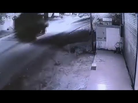 ബൈക്ക് യാത്രികനെ ഇടിച്ചു വീഴ്ത്തിയ വാഹനം നിറുത്താതെ പോയി
