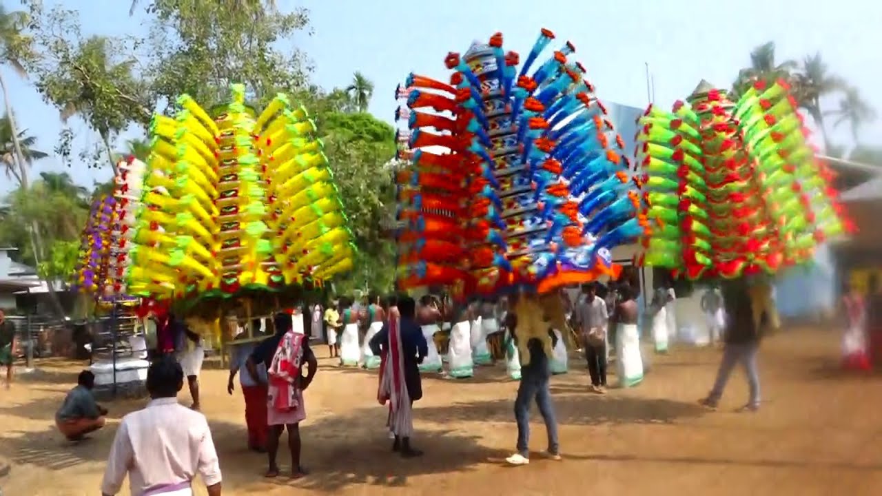 ശ്രീ മയൂരേശ്വരപുരം ക്ഷേത്രത്തിലെ പ്രതിഷ്ഠാദിന ഷഷ്ഠി മഹോത്സവം കാവടിയാട്ടം