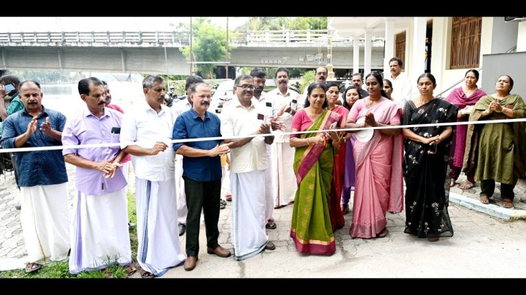 കോട്ടപ്പുറത്ത് 21 ലക്ഷം രൂപ ചിലവഴിച്ച് നിർമാണം പൂർത്തീകരിച്ച കോട്ട കപ്പേള റോഡ് ഉദ്ഘാടനം ചെയ്തു