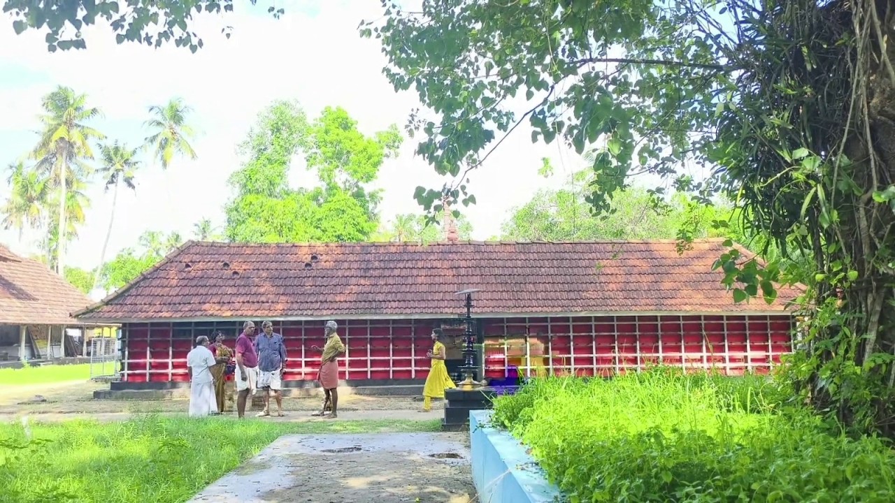 മതിലകത്ത് ക്ഷേത്രത്തിൽ മോഷണം:ഏഴ് ഭണ്ഡാരങ്ങൾ കുത്തിതുറന്നു