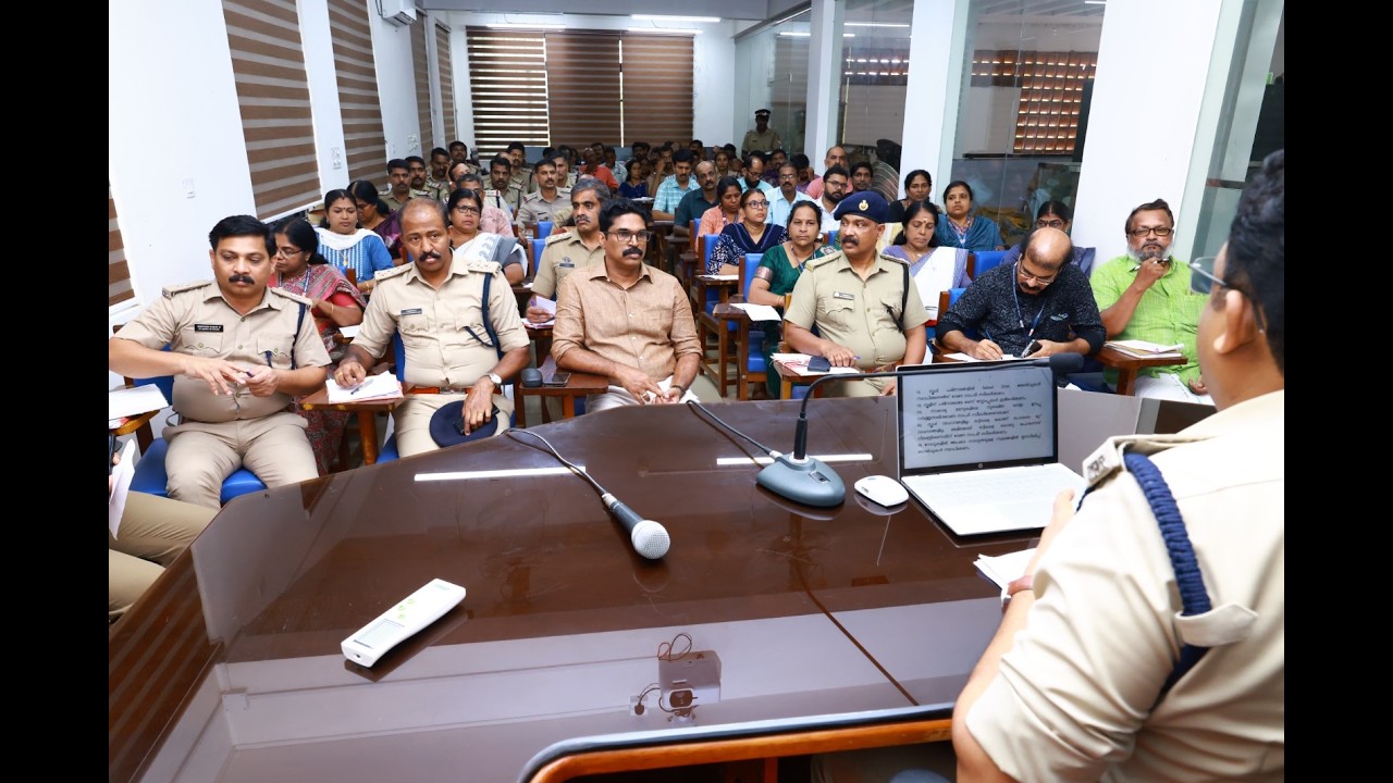സ്കൂൾ പ്രവേശനം: സുരക്ഷാ ക്രമീകരണങ്ങൾ വിലയിരുത്തുന്നതിനായി അവലോകന യോഗം ചേർന്നു.