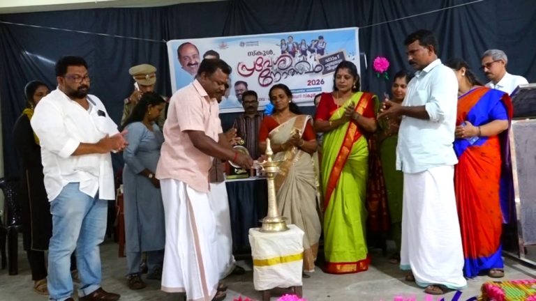 എടവിലങ്ങ് ഗവ. ഹയർ സെക്കൻഡറി സ്കൂളിൽ പ്രവേശനോത്സവവും വിജയോത്സവവും സംഘടിപ്പിച്ചു.