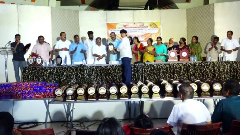 മതിലകം ബ്ലോക്ക് പഞ്ചായത്ത് അത്താണി ഡിവിഷനിലെ എസ്.എസ്.എൽ.സി, പ്ലസ് ടു പരീക്ഷകളിൽ ഉന്നതവിജയം നേടിയവരെയും, വിവിധ മേഖലകളിൽ തിളങ്ങിയ പ്രതിഭകളെയും ആദരിച്ചു