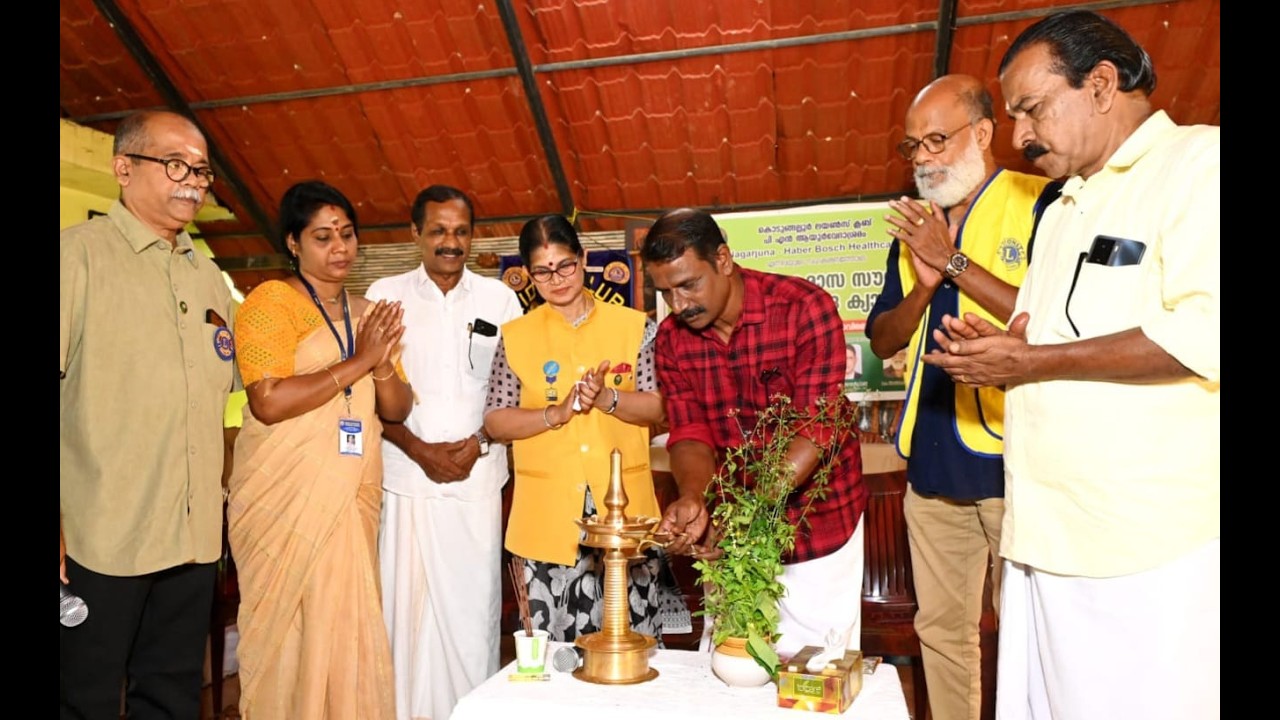 സൗജന്യ കർക്കിട ആയുർവേദ ക്യാമ്പ് സംഘടിപ്പിച്ചു
