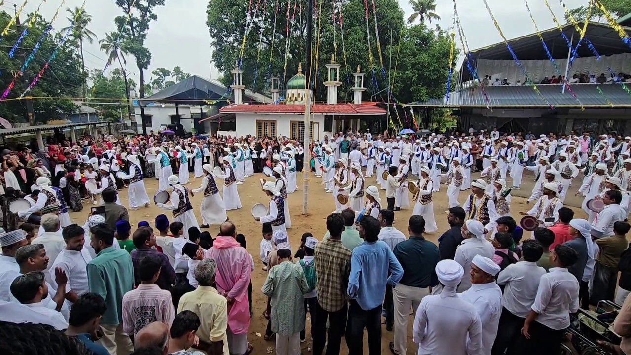 തീരദേശത്ത് വിവിധ പരിപാടികളോടെ മുഹമ്മദ് നബിയുടെ ജന്മദിനം ആഘോഷമാക്കി വിശ്വാസികൾ.