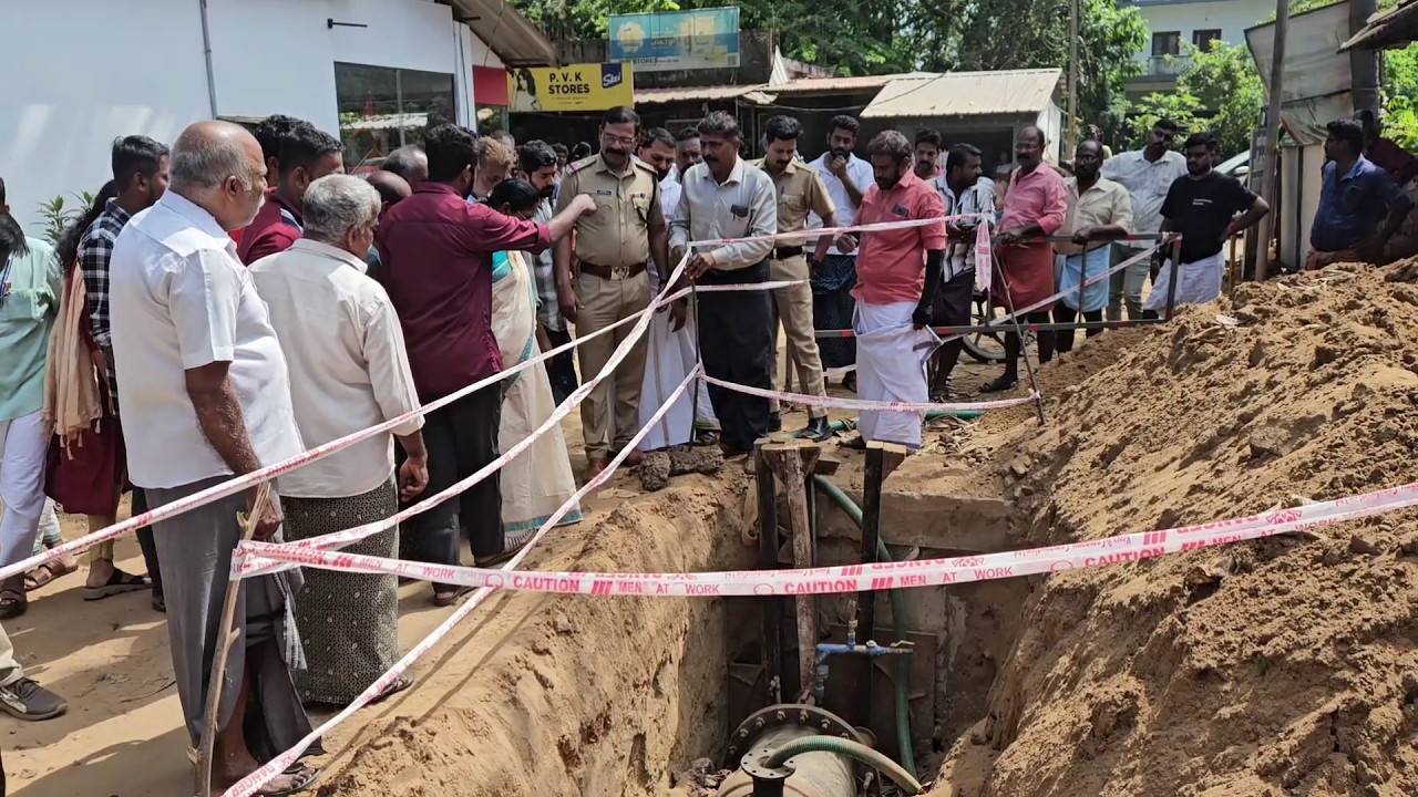 പൊളിച്ചത് പണിതിട്ട് മതി ഇനി ബാക്കി പൊളിച്ചു പണി: കുടിവെള്ള വിതരണ പൈപ്പിടൽ വീണ്ടും തടഞ്ഞ് നാട്ടുകാർ