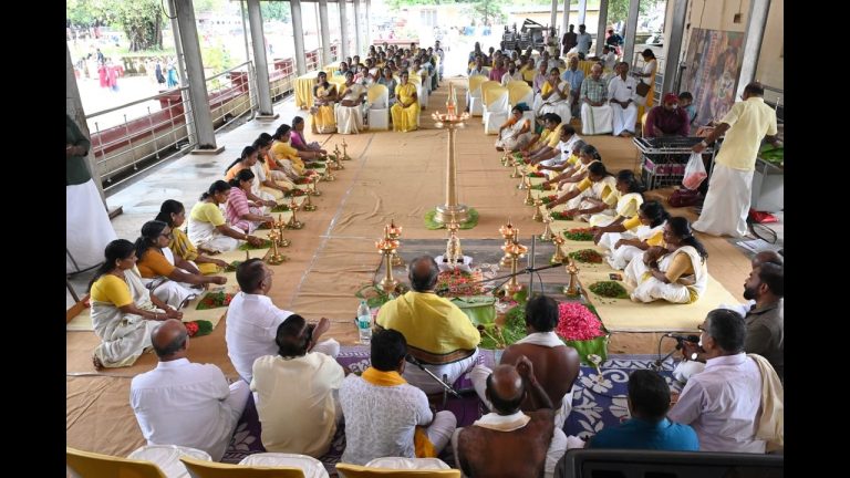 ശ്രീനാരായണ ഗുരുദേവന്റെ 99 ാമത് മഹാസമാധി ദിനം കൊടുങ്ങല്ലൂരിൽ വിപുലമായ ചടങ്ങുകളോടെ ആചരിച്ചു