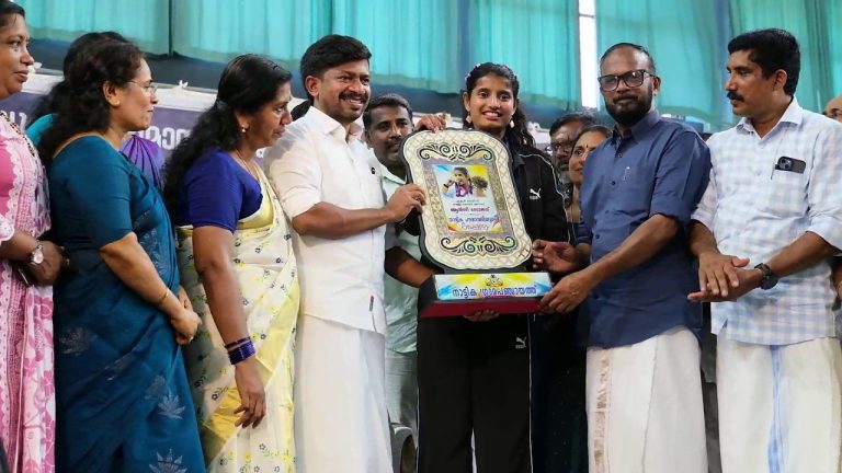 ഏഷ്യൻ ഗെയിംസ് മെഡൽ ജേതാവ് ആൻസി സോജന് പൗരാവലിയുടെ ആദരം