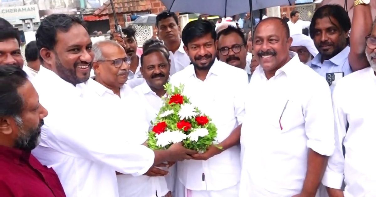 ഇന്ത്യയിലെ ആദ്യത്തെ മുസ്ലിം പള്ളിയായ കൊടുങ്ങല്ലൂരിലെ  ചേരമാൻ ജുമാ മസ്ജിദ്‌ യുവജനക്ഷേമം, കായികം, രജിസ്‌ട്രേഷൻ, പുരാവസ്തു വകുപ്പ് മന്ത്രി ഒ.ജെ.ജനീഷ് സന്ദർശിച്ചു
