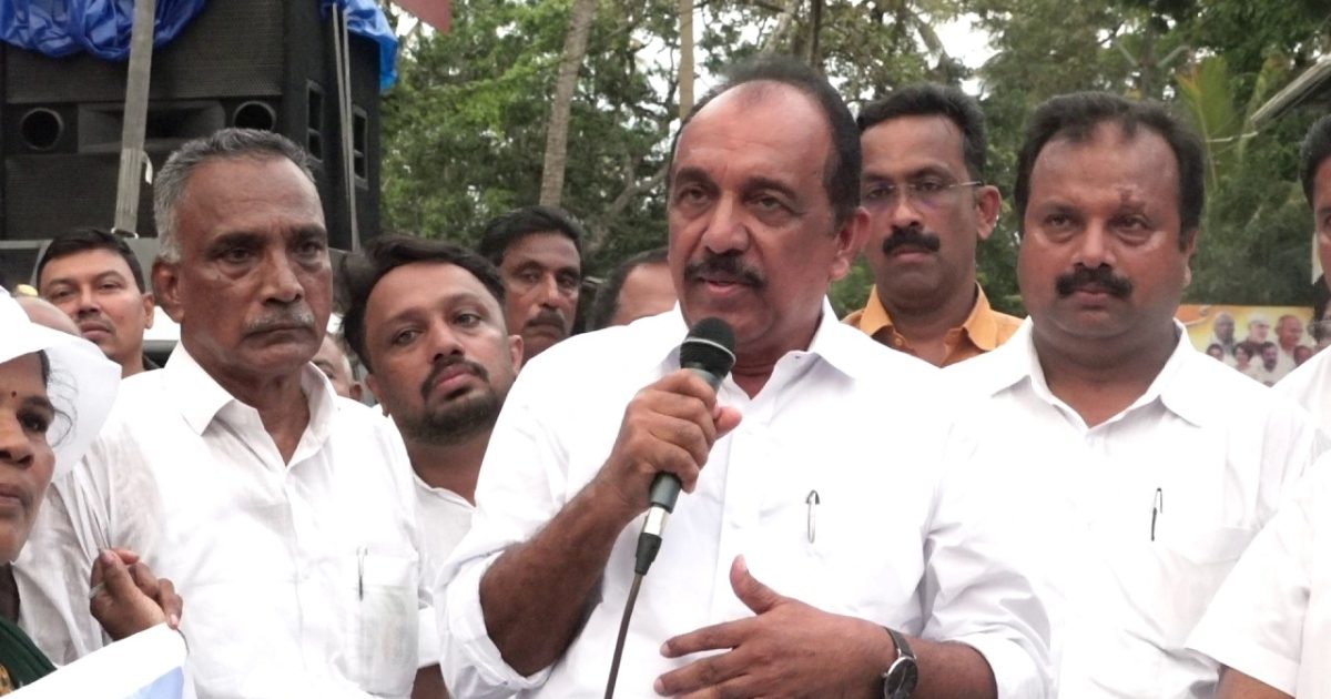 ഇന്ത്യൻ സ്വാതന്ത്ര്യ സമരത്തെ ഒറ്റു കൊടുത്തവരിൽ നിന്ന് രാജ്യത്തെ രക്ഷിക്കാനുള്ള രണ്ടാം സ്വാതന്ത്ര്യ സമരമാണ് നടന്നുകൊണ്ടിരിക്കുന്നതെന്ന് ബെന്നി ബെഹന്നാൻ എം പി