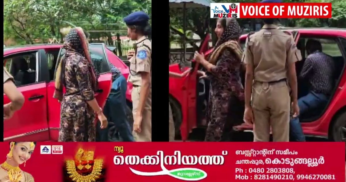 ഇലക്ട്രോണിക് വോട്ടിങ് മെഷീൻറെ സഹായത്തോടെ എസ് എൻ പുരത്ത് സ്കൂൾ പാർലമെന്റ് ഇലക്ഷൻ