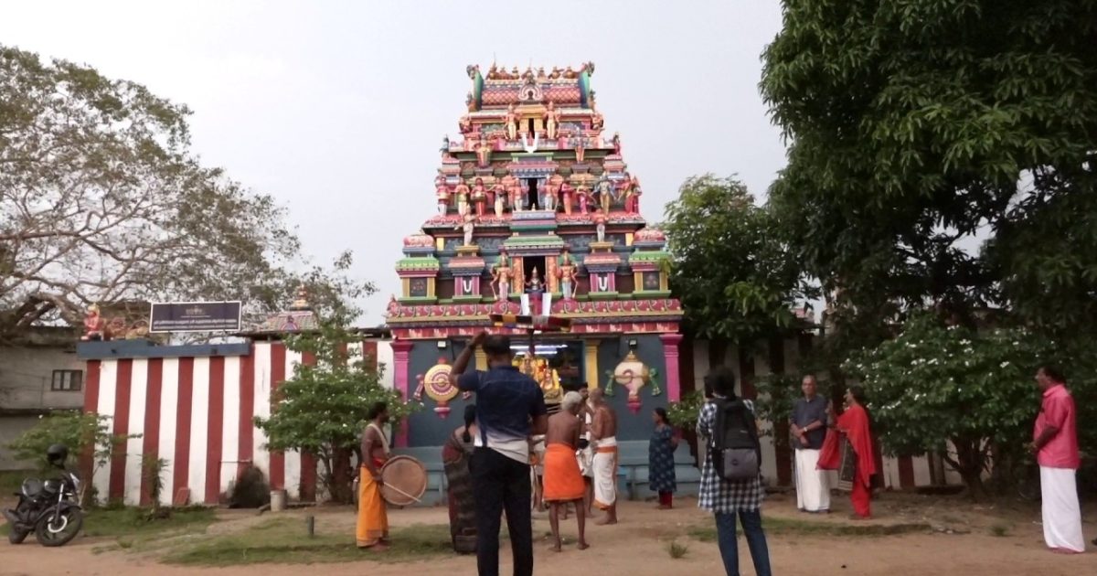 കൊടുങ്ങല്ലൂർ ടി കെ എസ് പുരം ശ്രീ ശ്രീനിവാസ പെരുമാൾ കുലശേഖര ആഴ് വാർ ക്ഷേത്രത്തിലെ പുരട്ടാസി മാസ മൂന്നാമത് ശനിയാഴ്ച മഹോത്സാവം ആഘോഷപൂർവ്വം നടന്നു.