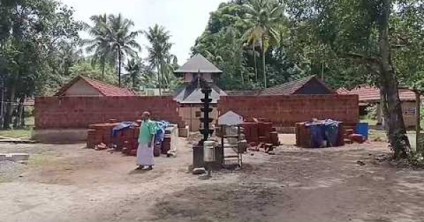 കൊടുങ്ങല്ലൂർ തിരുവള്ളൂർ ശ്രീ മഹാദേവക്ഷേത്രത്തിൽ വൻ മോഷണം;ലക്ഷങ്ങളുടെ നഷ്ടം