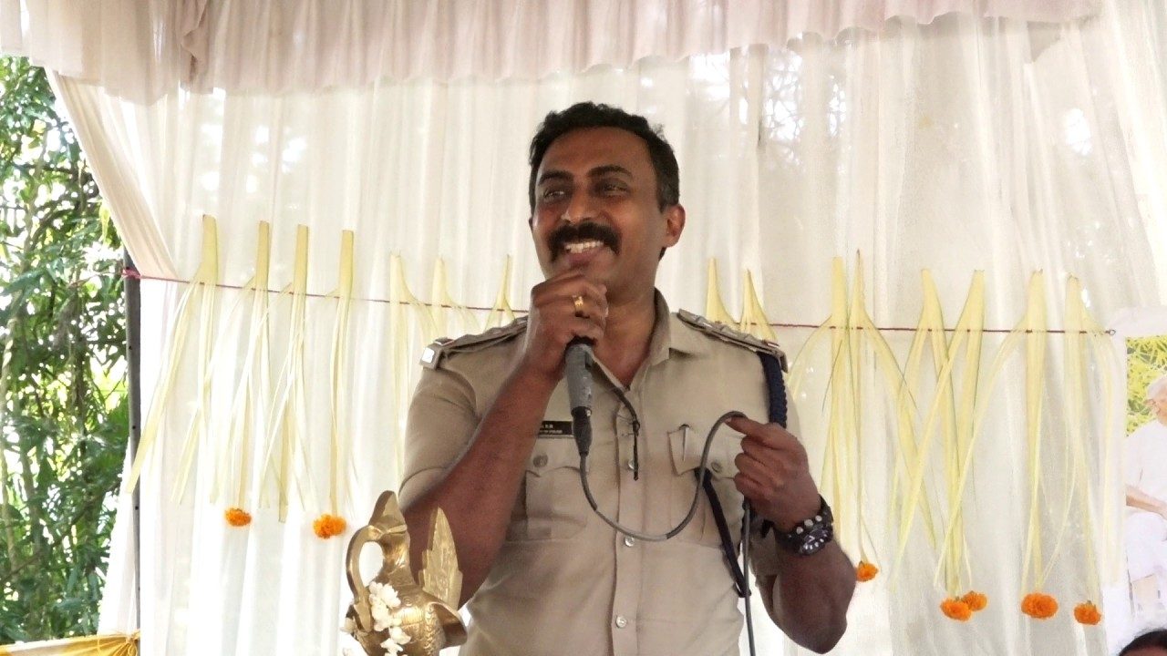 കൊടുങ്ങല്ലൂർ നഗരസഭയിലെ മുപ്പത്തിരണ്ടാം വാർഡിൽ സ്നേഹപ്പൂക്കൾ വയോജന കൂട്ടായ്മ വയോജന ദിനാഘോഷം സംഘടിപ്പിച്ചു.