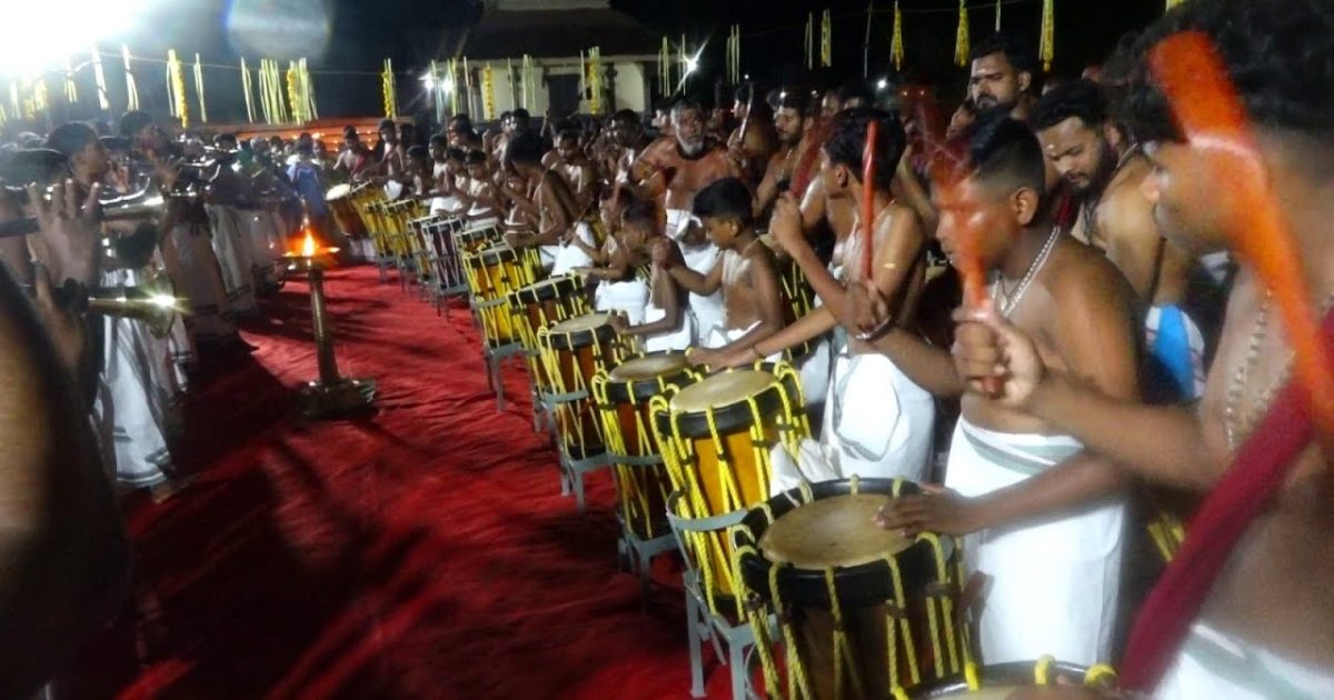 കൊടുങ്ങല്ലൂർ സൈന്ധവ കലാപീഠം: മുപ്പത് ശിഷ്യർ വാദ്യകലയിൽ അരങ്ങേറ്റം കുറിച്ചു