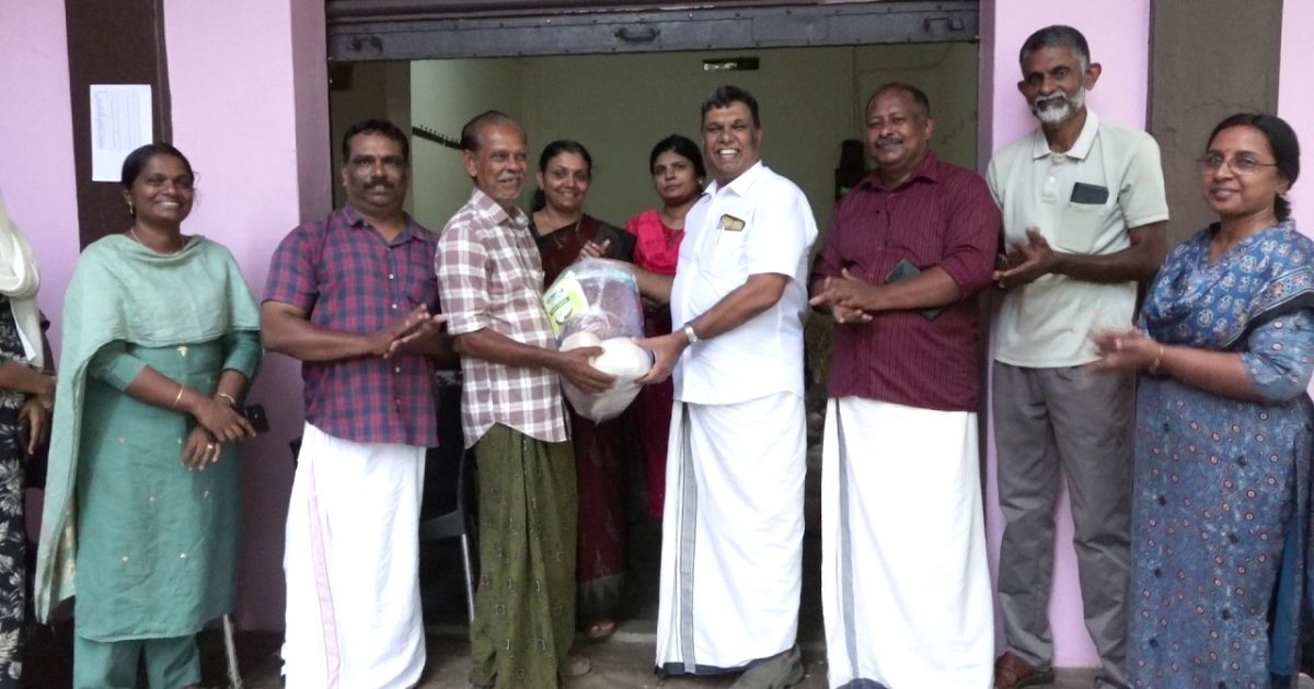 കൊടുങ്ങല്ലൂർ സർക്കാർ ഉദ്യോഗസ്ഥ സഹകരണ സംഘം ഓണം സഹകരണ വിപണി ആരംഭിച്ചു
