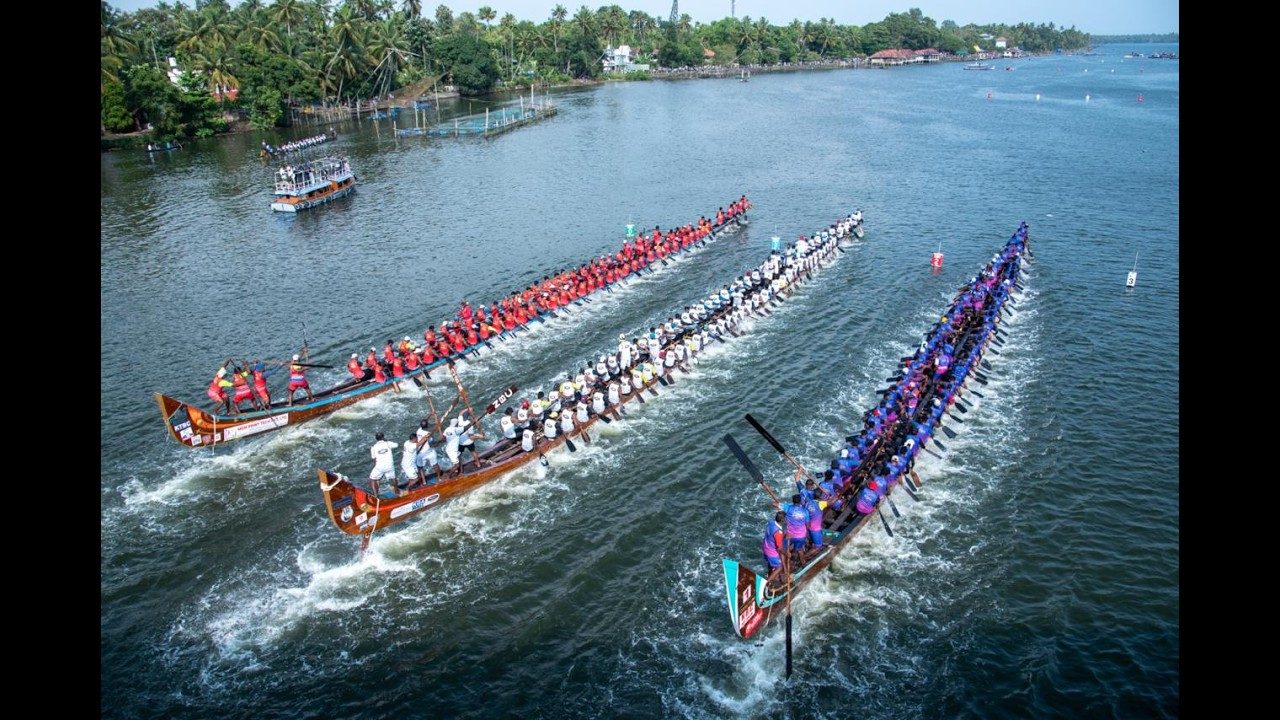 കോട്ടപ്പുറം ജലോത്സവം: ആവേശപ്പോരാട്ടത്തിൽ മേൽപ്പാടം ചുണ്ടൻ ജേതാവ്