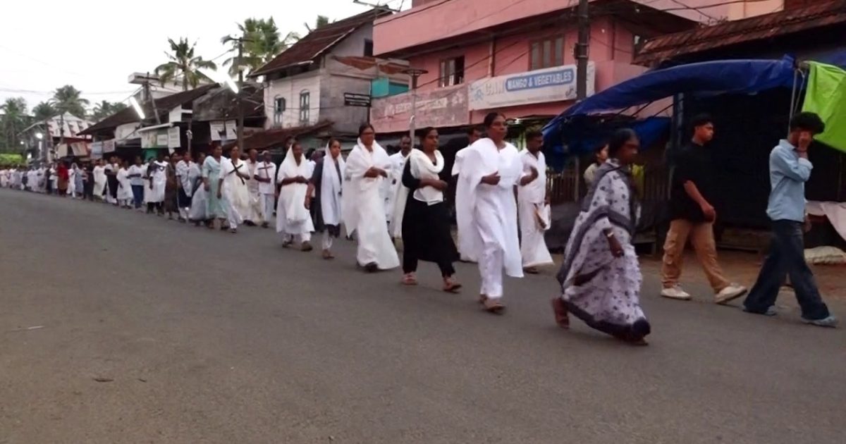 ക്രിസ്തുവിന്റെ പീഡാ സഹനത്തിന്റെയും കുരിശു മരണത്തിന്റെയും സ്മരണ പുതുക്കി  ക്രൈസ്തവ വിശ്വാസികൾ ഇന്ന് ദുഃഖവെള്ളി ആചരിക്കുന്നു.
