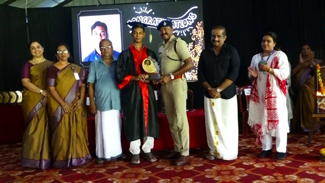ഗുരുശ്രീ പബ്ലിക് സ്‌കൂളിൽ മെറിറ്റ് ഡേയും ലഹരിവിരുദ്ധ ദിനവും ആചരിച്ചു