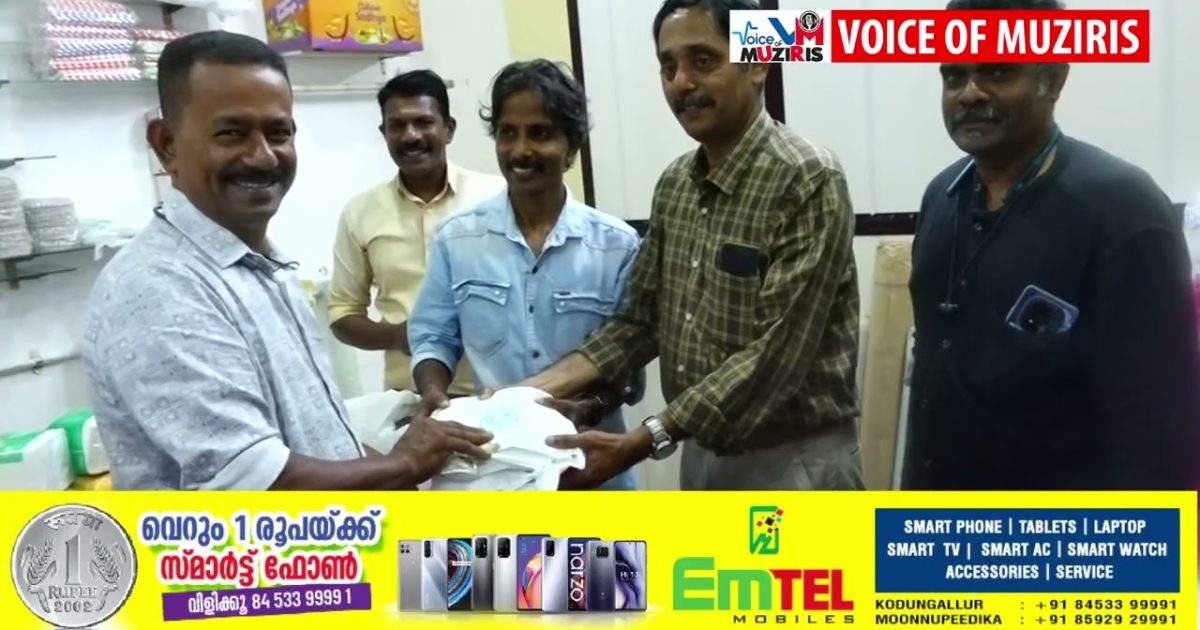 ഡിസ്പോസിബിൾ ഐറ്റംസിന്റെ വില്പന കേന്ദ്രം അഴീക്കോട് അഭിലാഷ് ഷോപ്പിങ്ങ് കോംപ്ലക്സിൽ ഡ്രീംസ് എന്ന സ്ഥാപനത്തിൽ പ്രവർത്തനമാരംഭിച്ചു.