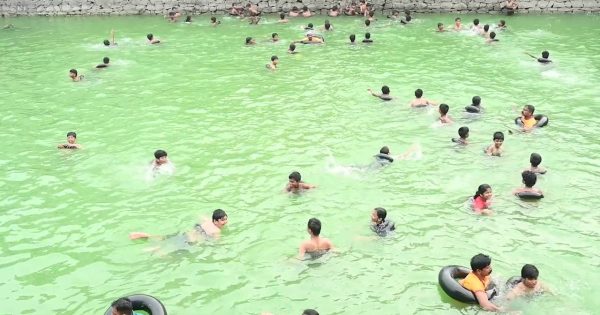 മതിലകം ഗ്രാമപഞ്ചായത്തിന്റെ തനത് ഫണ്ട് ഉപയോഗിച്ച് കുട്ടികൾക്കായി സംഘടിപ്പിക്കുന്ന നീന്തൽ പരിശീലന ക്യാമ്പ് പതിനൊന്നാം വർഷത്തിലേക്ക്.