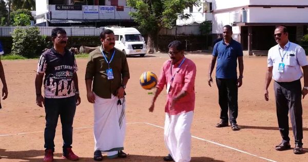 മതിലകത്ത് സംസ്ഥാന ജൂനിയർ വോളിബോൾ ചാമ്പ്യൻഷിപ്പിന് തുടക്കമായി.