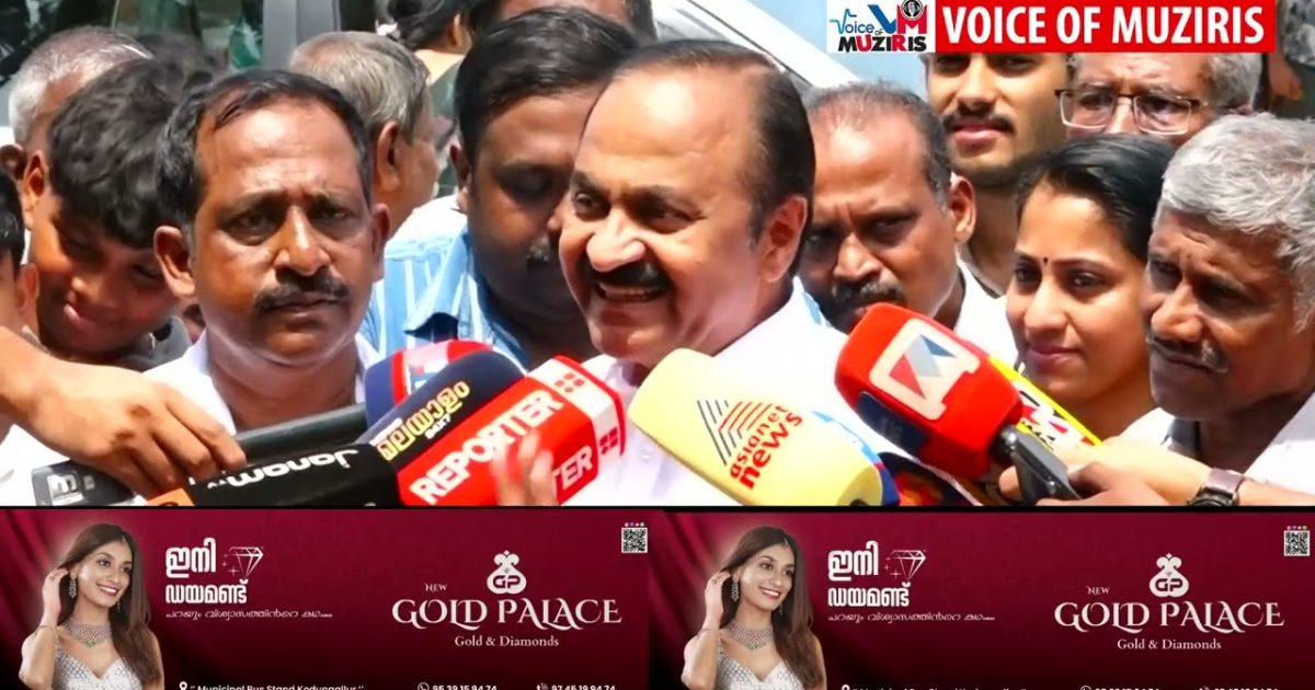 മന്ത്രി മേശപ്പുറത്ത് കയറിയത് നാടകം, ചോർച്ച പരിശോധിക്കേണ്ടത് മന്ത്രിയുടെ ജോലിയല്ല. പരിഹസിച്ച് വി.ഡി.സതീശൻ