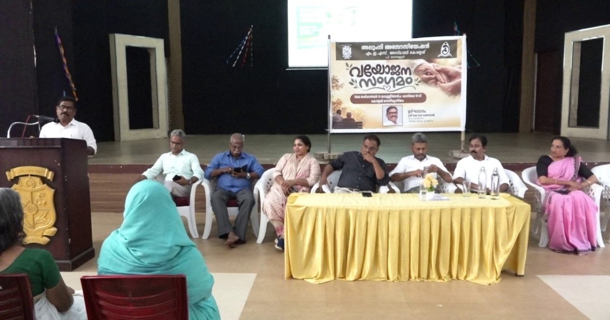വയോജനങ്ങളുടെ അനുഭവസമ്പത്ത് നാടിന്റെ പുരോഗതിക്കായി ഉപയോഗപ്പെടുത്തണം. കെ കെ വത്സരാജ്.