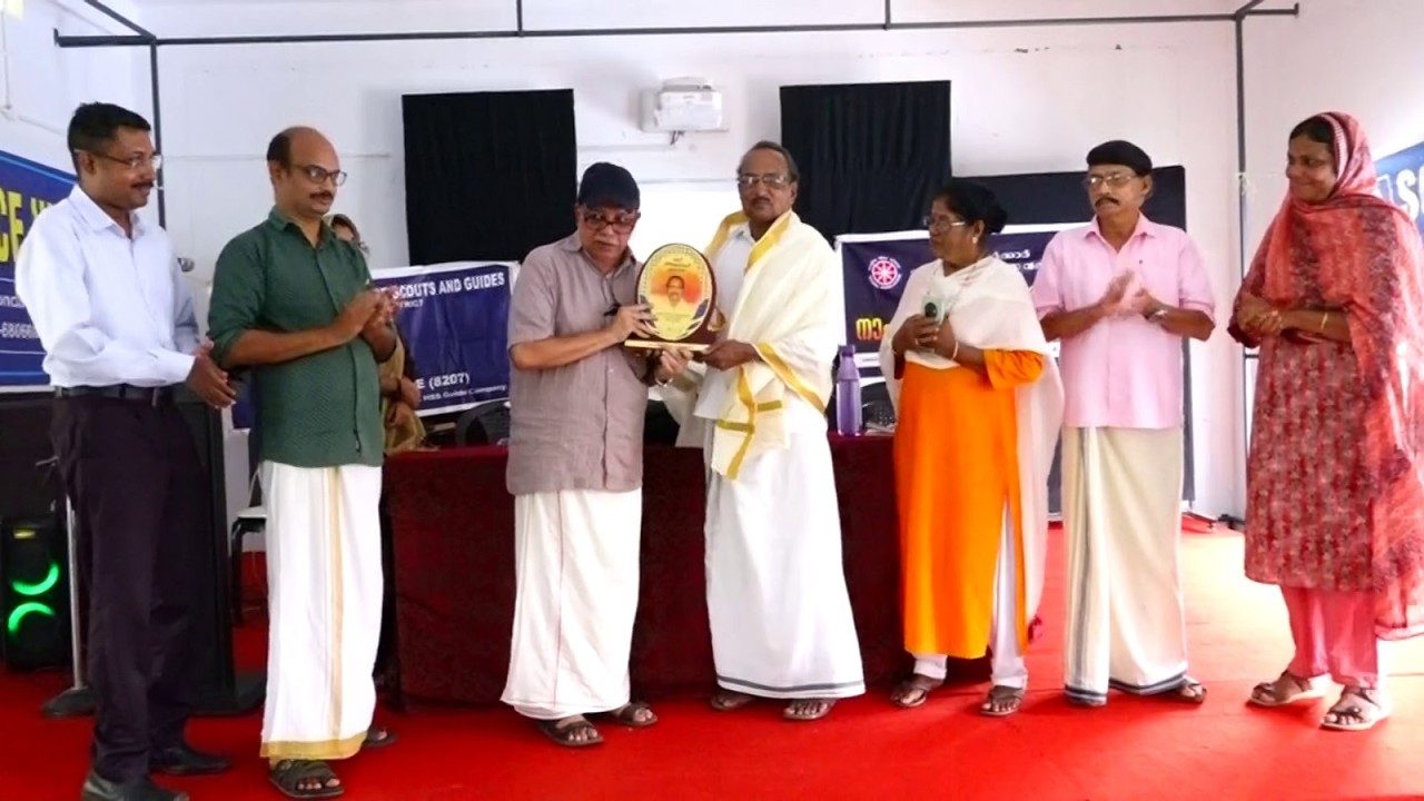 വൈക്കം മുഹമ്മദ് ബഷീര്‍ അനുസ്മരണവും പുരസ്‌കാര സമര്‍പ്പണവും നടത്തി
