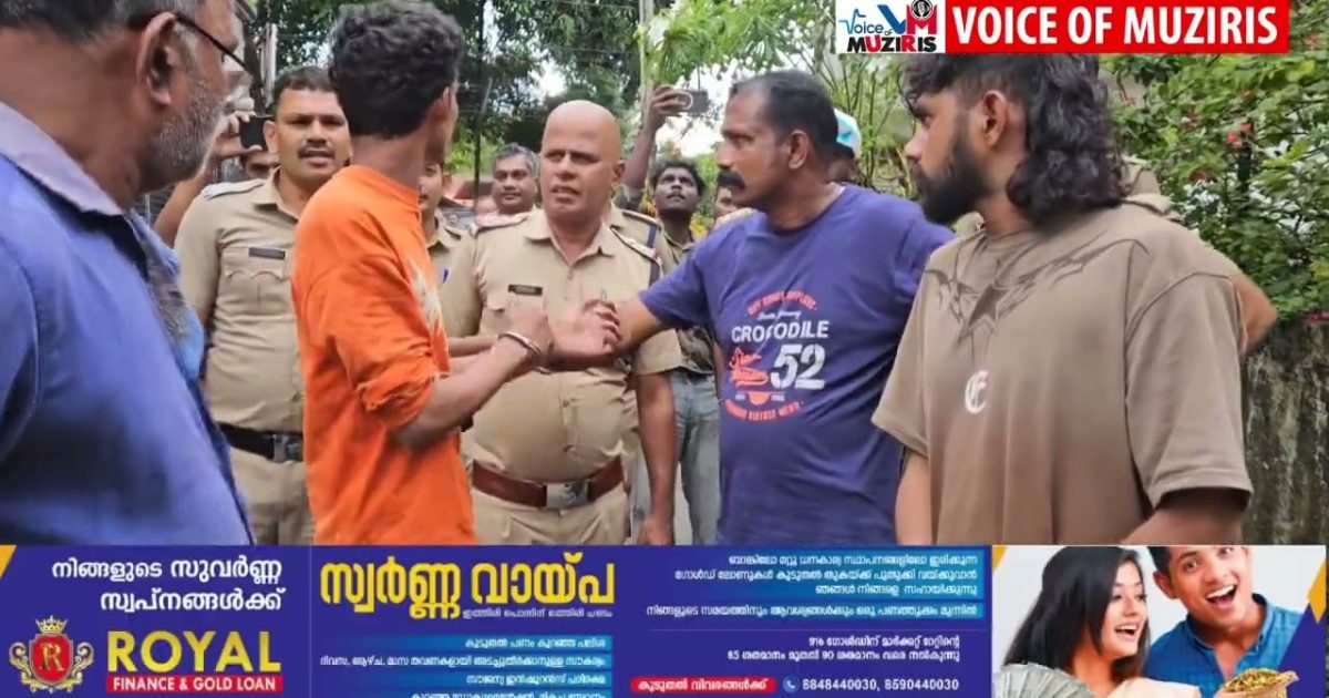 വ്യാപാരിയെ വഴിയിൽ തടഞ്ഞുനിർത്തി രണ്ടര പവൻ്റെ മാല കവർച്ച ചെയ്ത കേസിൽ രണ്ട് പേർ അറസ്റ്റിൽ
