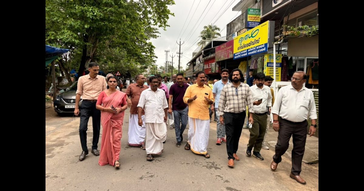 ശ്രീനാരായണപുരം പള്ളിനടയിൽ അടിപ്പാതയും ഫുട് ഓവർ ബ്രിഡ്ജും വേണമെന്ന ആവശ്യം ശക്തം ; നിർമ്മാണ സാധ്യതകൾ പഠിക്കാൻ ഉദ്യോഗസ്ഥ സംയുക്ത സമിതി പരിശോധന നടത്തി