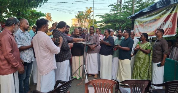 ശ്രീനാരായണപുരത്ത് അടിപാത യാഥാർഥ്യമാക്കണമെന്നാവശ്യപ്പെട്ട് ഇ മെയിൽ അയച്ച് സമരം