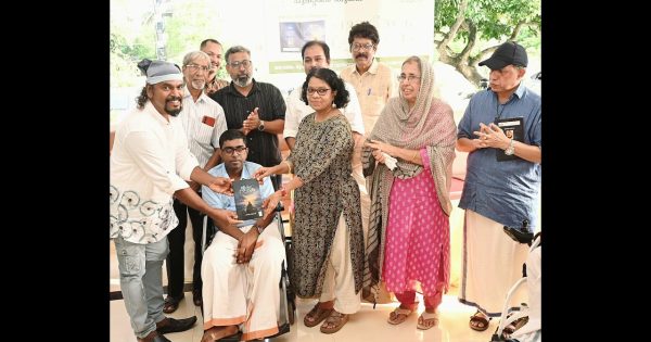 ഷാലിം മെലഡിയുടെ ആദ്യകവിതാ സമാഹാരം ജീവിതനൗക പ്രകാശനം ചെയ്തു