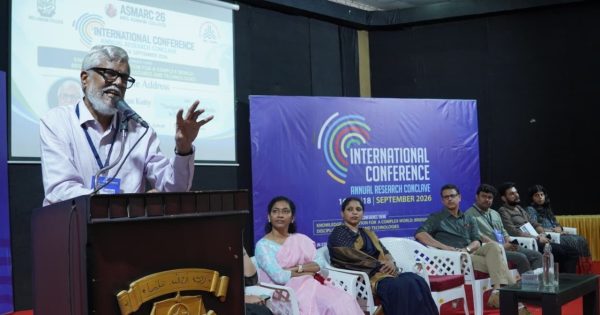 സാഹോദര്യവും സമത്വവും മുറുകെപ്പിടിക്കാൻ സഹായിക്കുന്ന വിമർശനാത്മക ബുദ്ധി വികസിപ്പിച്ചെടുക്കാൻ നമുക്ക് സാധിക്കണമെന്ന് മുതിർന്ന മാധ്യമപ്രവർത്തകൻ മാധവൻകുട്ടി