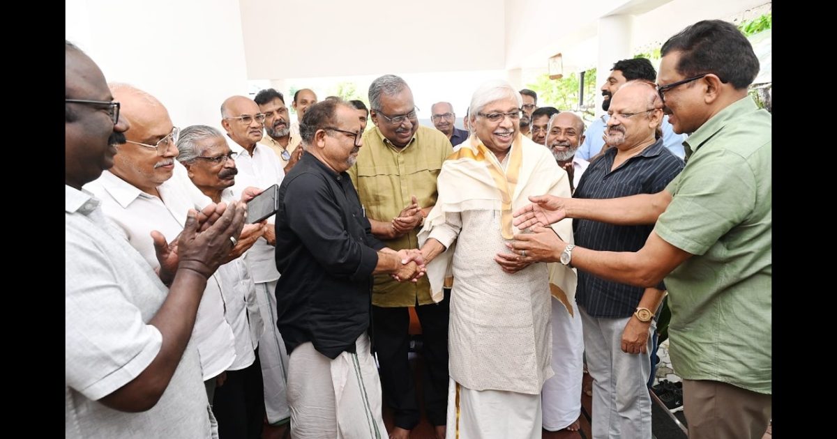 സിനിമാരംഗത്ത് 40 വർഷം പൂർത്തിയാക്കിയ സംവിധായകൻ കമലിനെ സാക്ഷി സ്നേഹാദരം നൽകി.