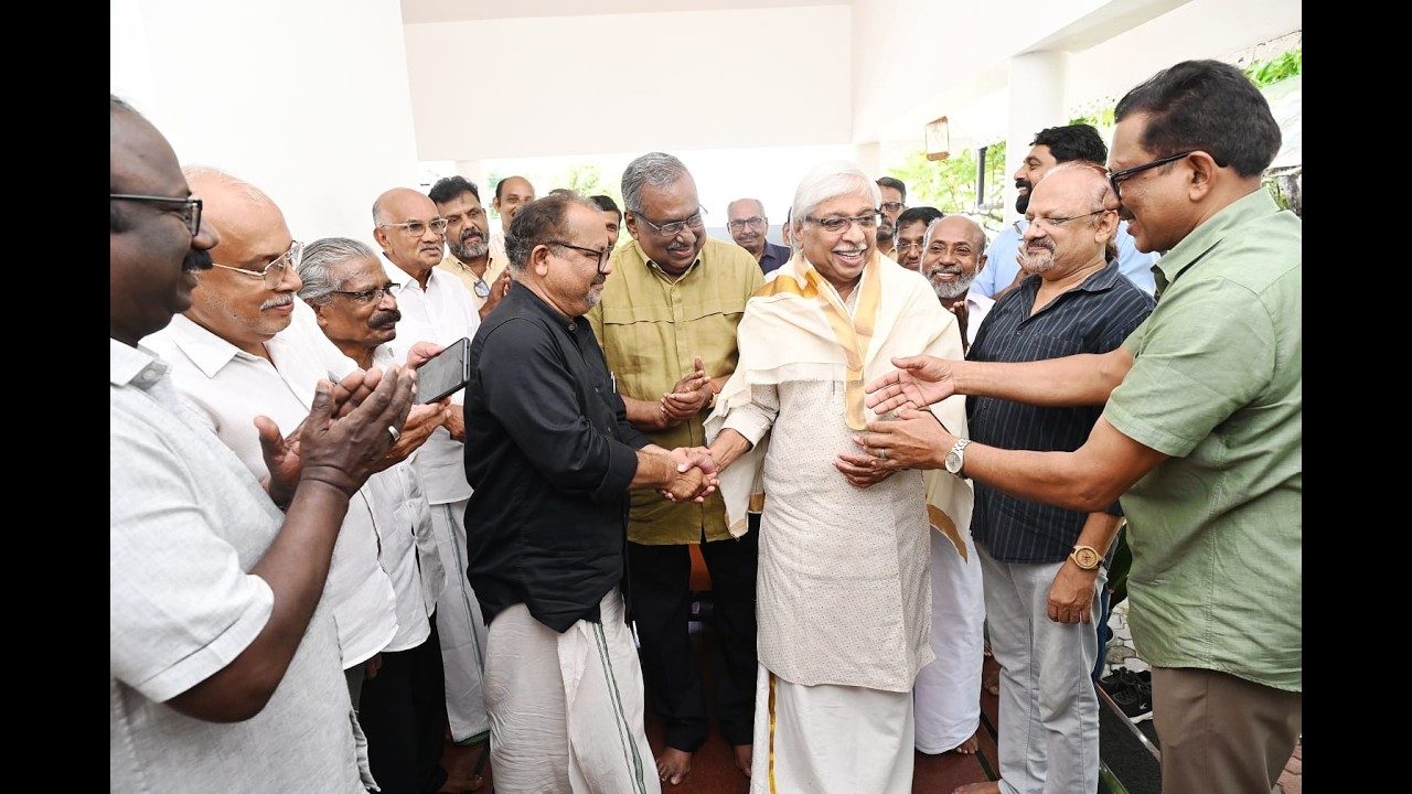 സിനിമാരംഗത്ത് 40 വർഷം പൂർത്തിയാക്കിയ സംവിധായകൻ കമലിനെ സാക്ഷി സ്നേഹാദരം നൽകി.