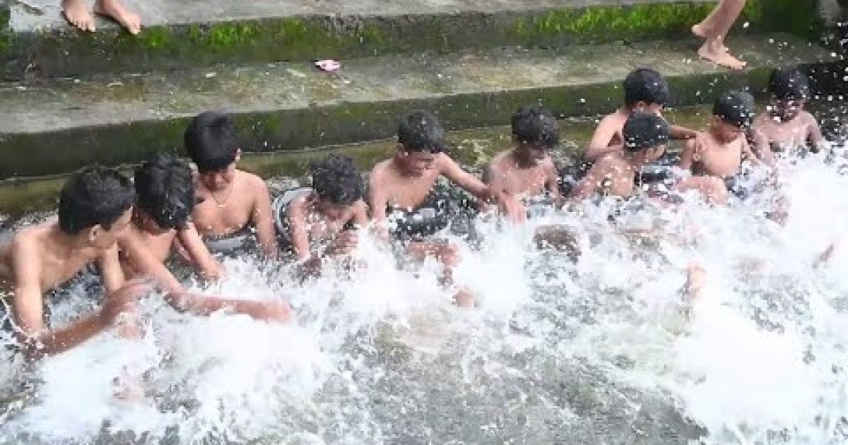 ഹൈസ്ക്കൂൾ വിദ്യാർത്ഥികൾക്ക് നീന്തൽ സാക്ഷരത ആരംഭിച്ചു.
